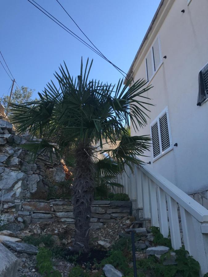 Sunny Appartement Stomorska